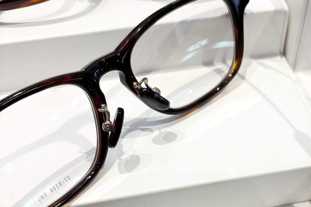 べっ甲フレーム