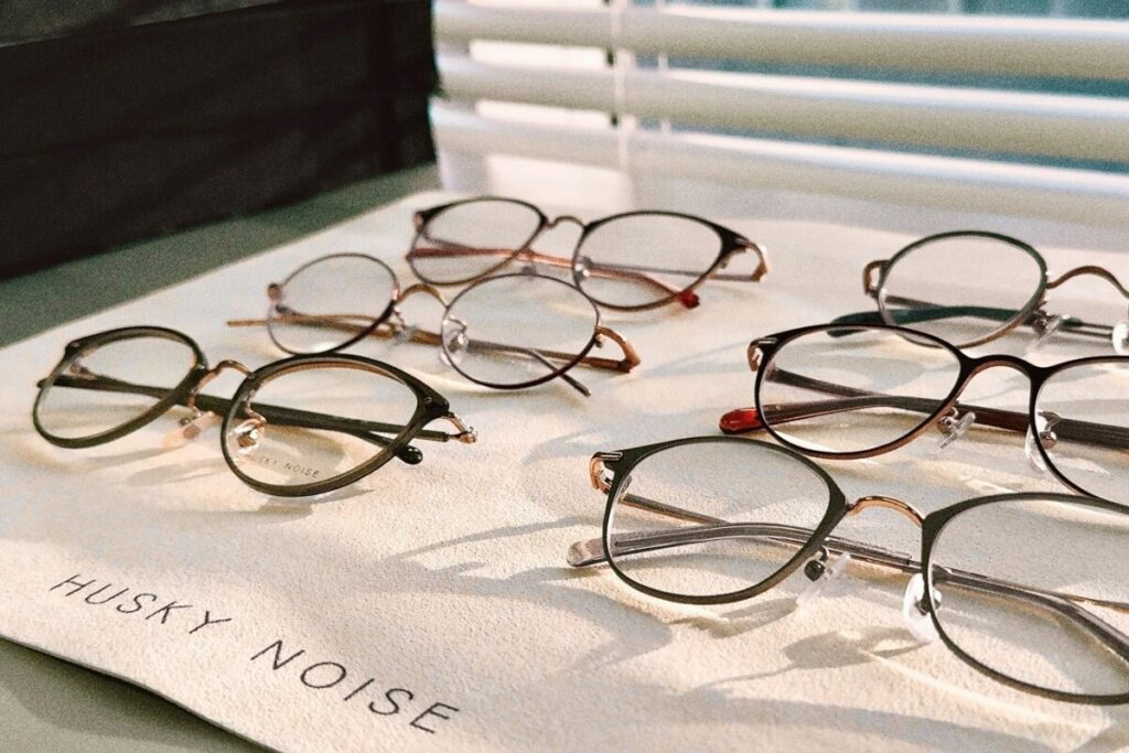 おしゃれメガネブランド「ハスキーノイズ」