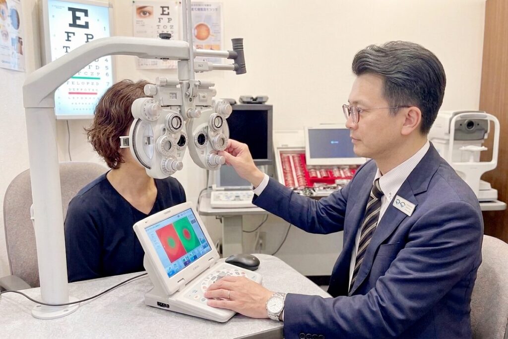 眼鏡作製技能士